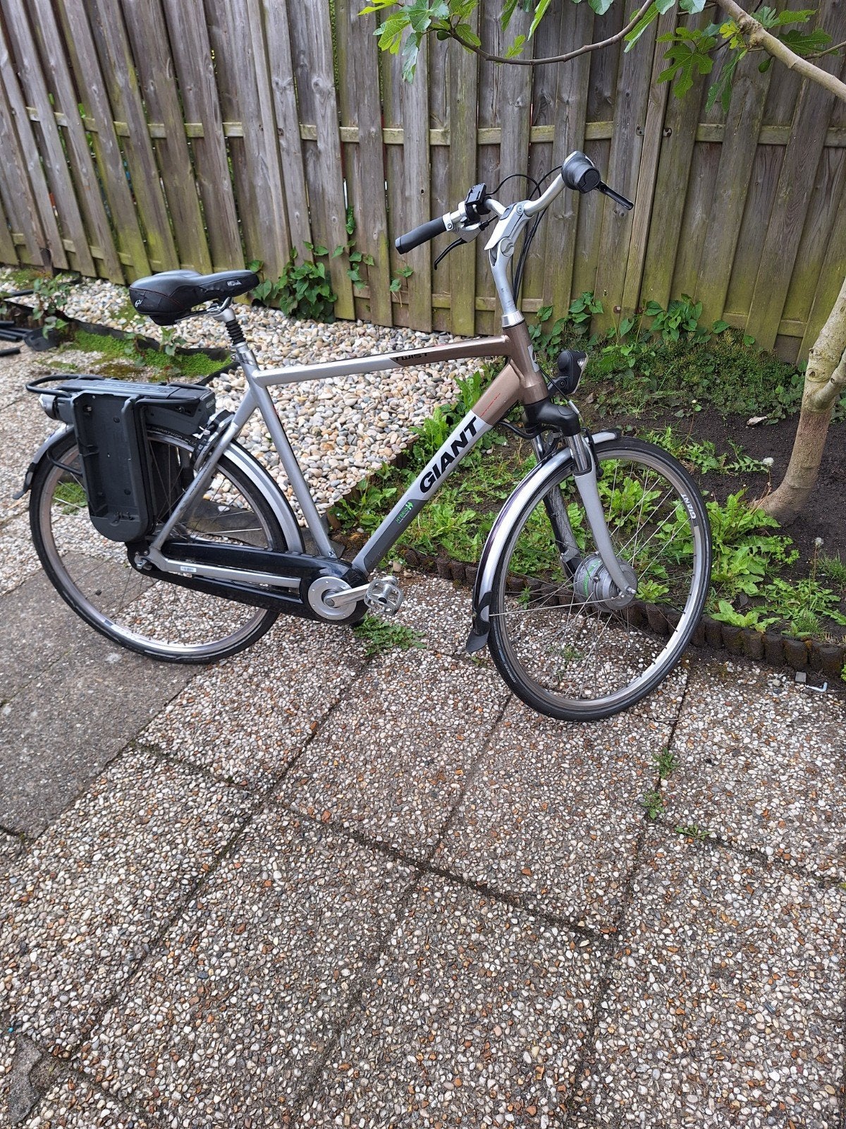 Giant Twist aangeboden voor onderdelen 28 inch 58 cm

Heeft, 57 tot 61 cm, Ophalen of Verzenden, Gebruikt, Giant