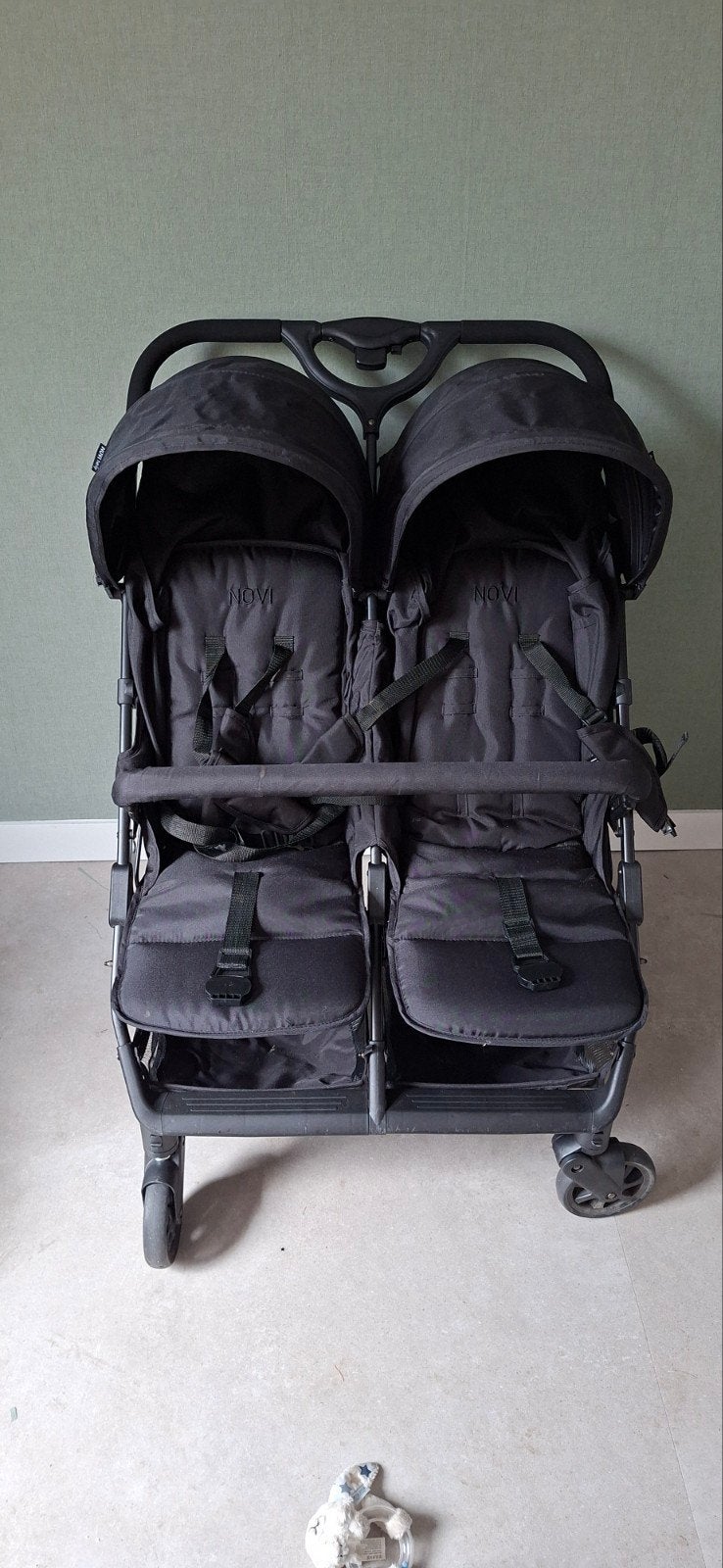 Novi Foss Duowagen Tweeling Buggy, Kinderen en Baby's, Kinderwagens en Combinaties, Duowagen, Zo goed als nieuw, Ophalen, Kinderwagen