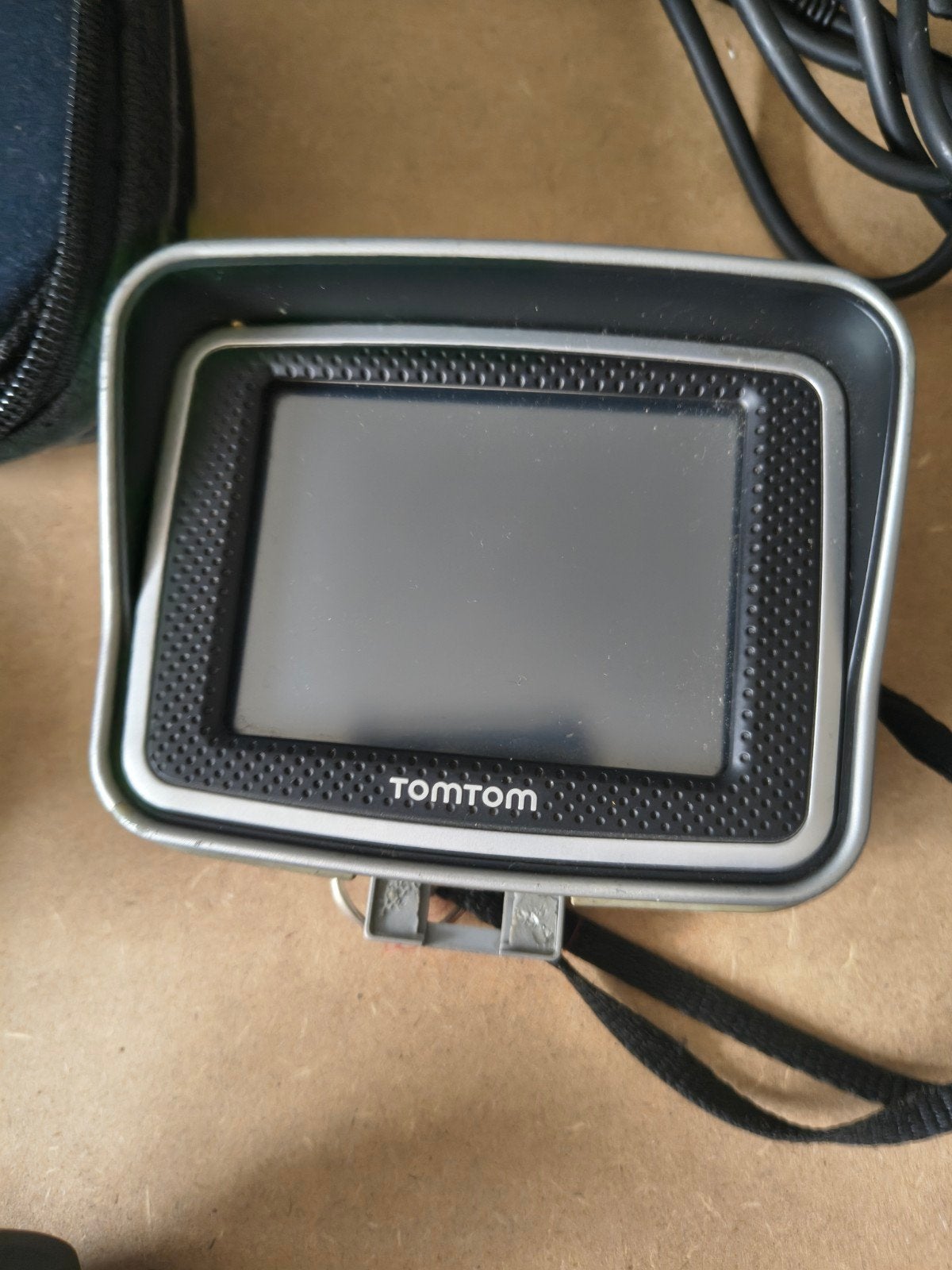 TomTom navigatiesysteem met accessoires en hoesje, Ophalen of Verzenden, Gebruikt