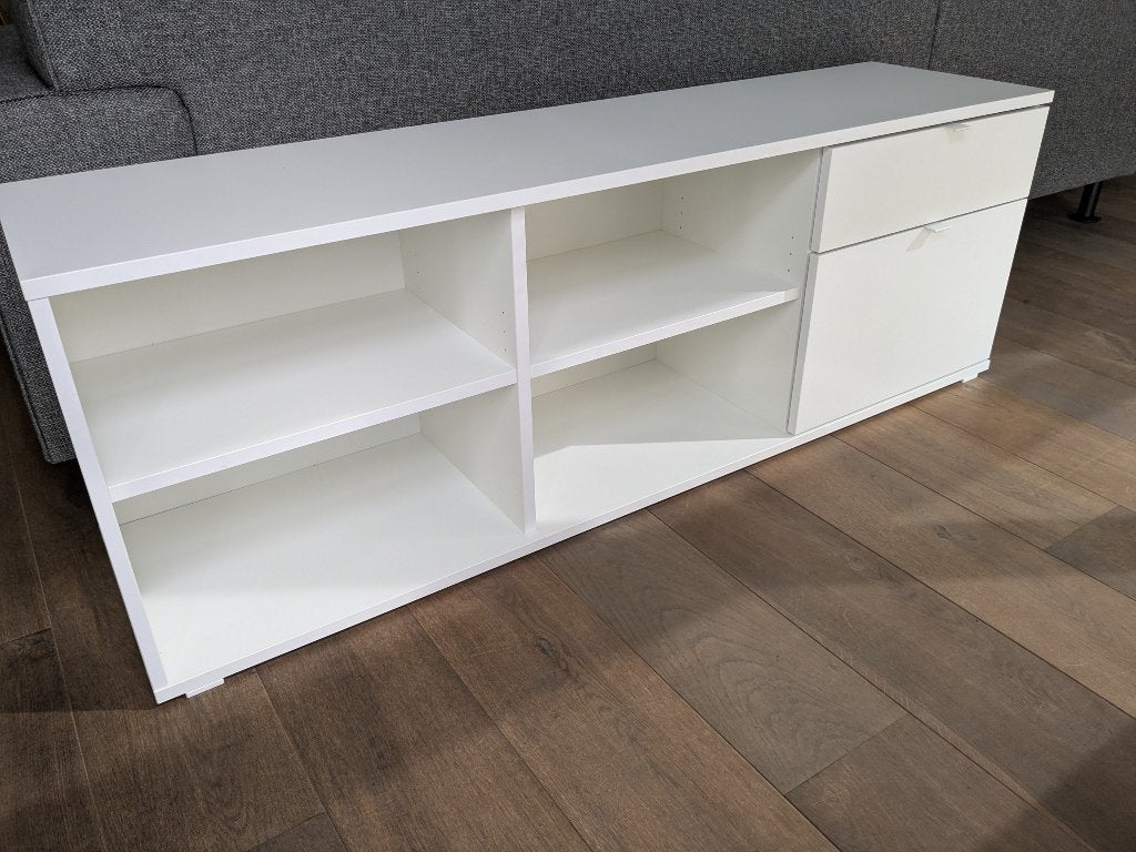 TV meubel IKEA Vihals - goed als nieuw!, 100 tot 150 cm, Ophalen of Verzenden, Zo goed als nieuw, Minder dan 100 cm