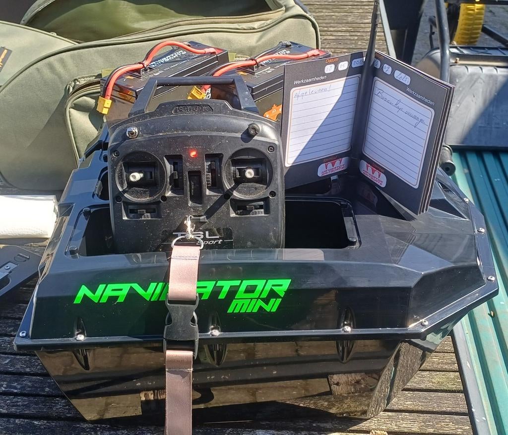 Navigator Mini voerboot met ingebouwde Deeper Chirp+, Watersport en Boten, Hengelsport | Karpervissen, Gebruikt, Overige typen