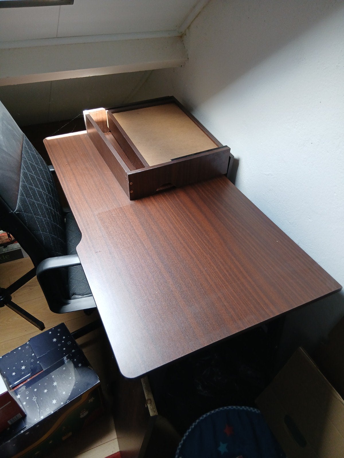 Bureau inclusief lade, Huis en Inrichting, Bureaus, Ophalen