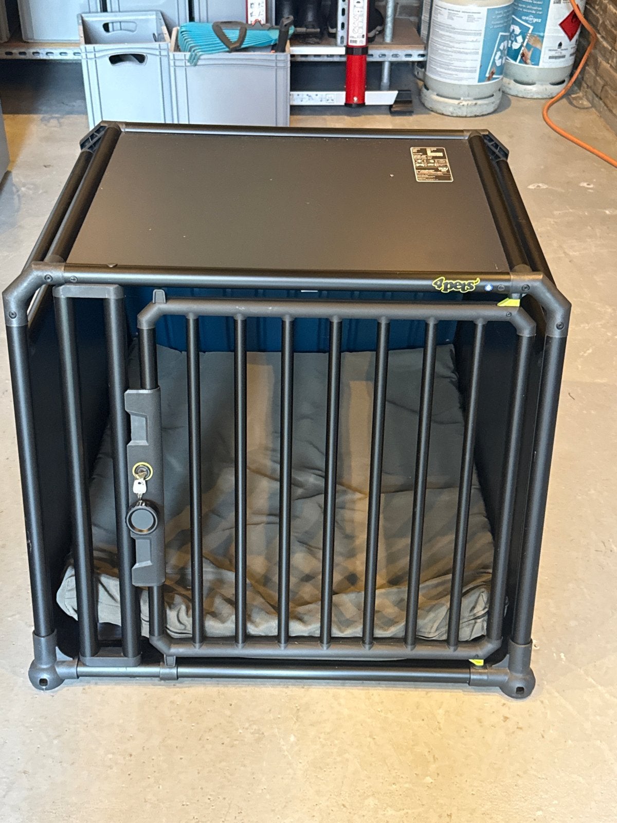 Honden bench auto 4pets Large, Dieren en Toebehoren, Ophalen, Zo goed als nieuw