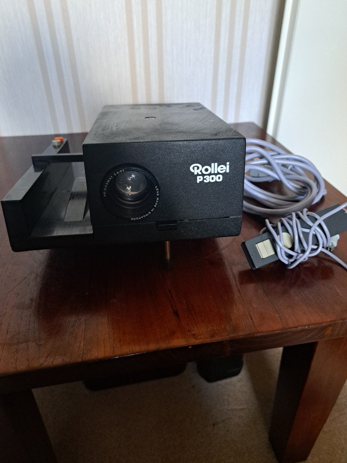Rollei P300 Diaprojector - Vintage en Functioneel, Ophalen, Zo goed als nieuw