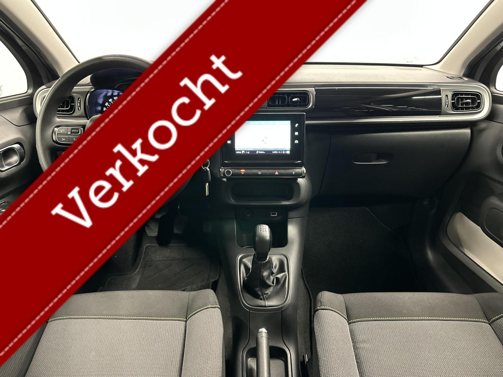 Citroen C3 1.2 PureTech S&S Shine CARPLAY NAVI CRUISE ECC LM, Voorwielaandrijving, 83 pk, Euro 6, 1199 cc