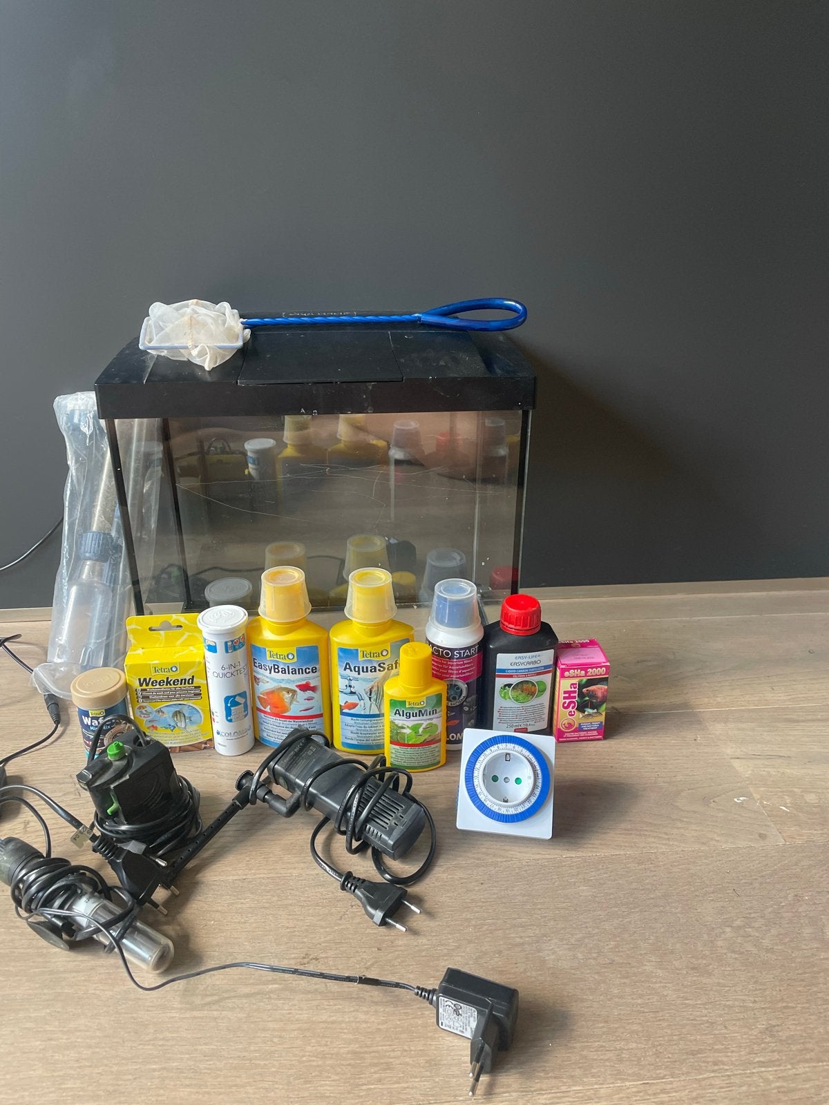 Starters aquarium 30 liter met toebehoren, Dieren en Toebehoren, Ophalen, Gebruikt, Leeg aquarium