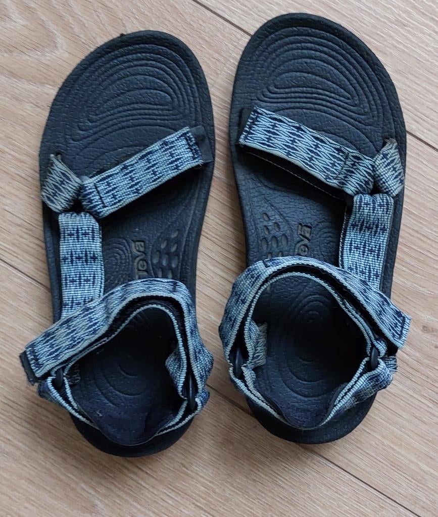 Teva sandalen maat 34, Ophalen of Verzenden, Meisje, Overige typen