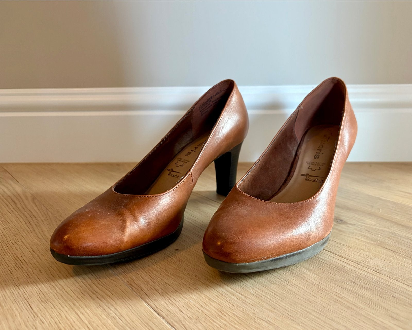 Tamaris hakjes maat 40 - Bruin, Pumps, Bruin, Ophalen of Verzenden, Gedragen