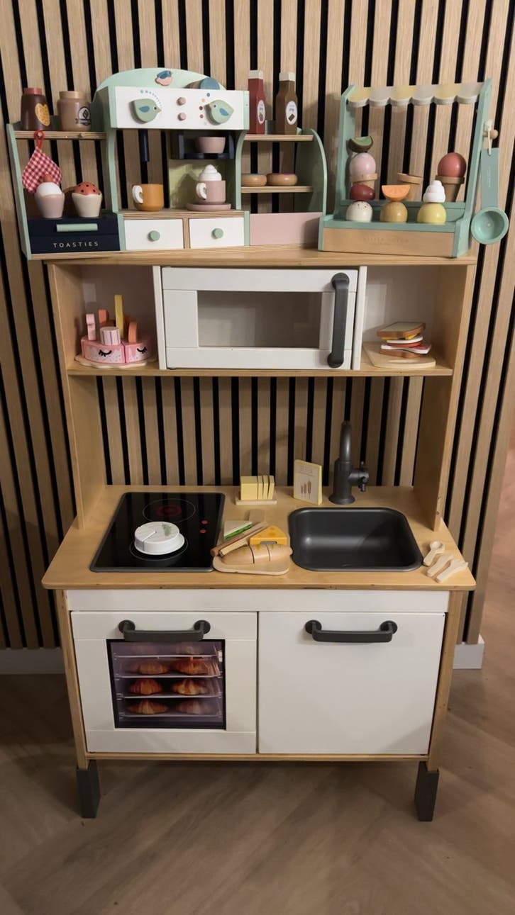 Houten IKEA Speelkeuken met houten accessoires