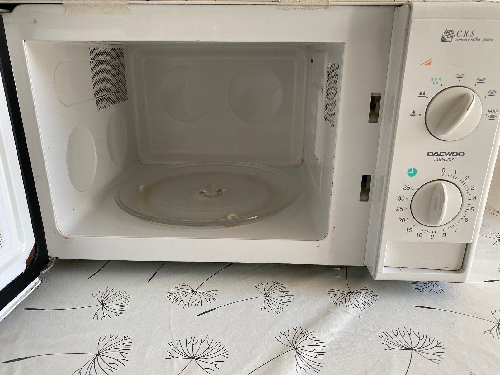 GRATİS Daewoo KOR-63D7 Magnetron - 20L, 800W, Draaiplateau, Witgoed en Apparatuur, Magnetrons, Zo goed als nieuw, Draaiplateau