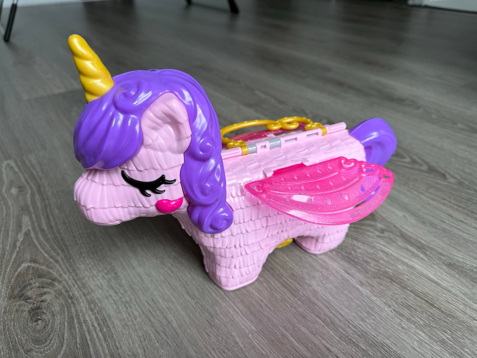 Polly Pocket Eenhoorn Pinata Speelset met Accessoires, Ophalen of Verzenden, Zo goed als nieuw, Meisje