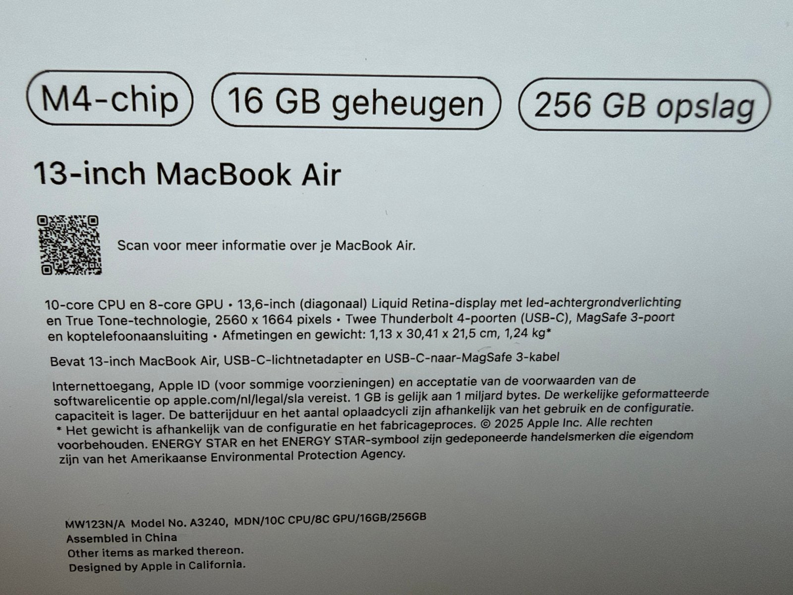 Foto 7 van MacBook Air 13-inch M4, 16 GB, 256 GB, Middernacht