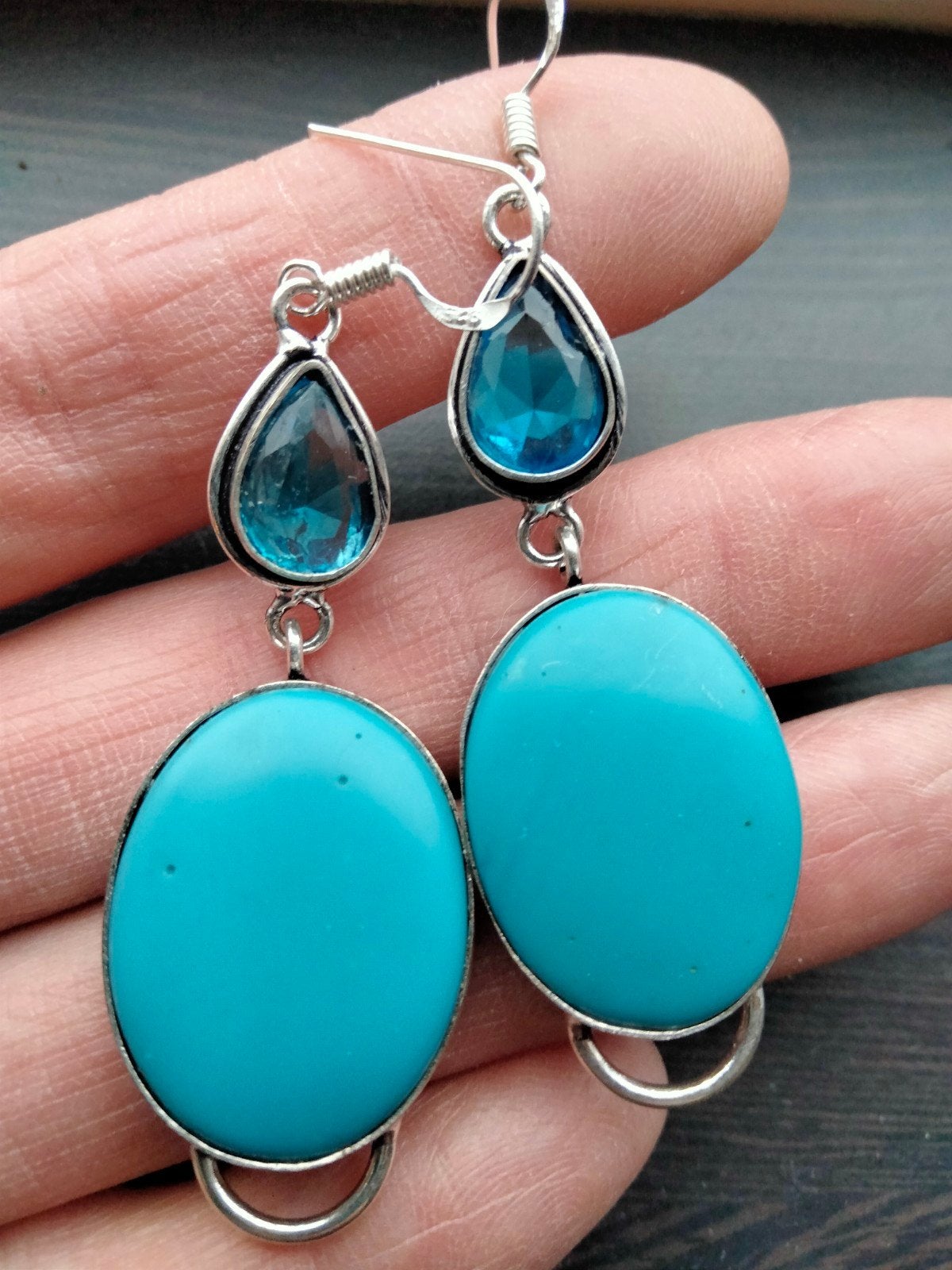 Turquoise kleurige oorbellen met topaas, Hangers, Nieuw, Zilver, Verzenden