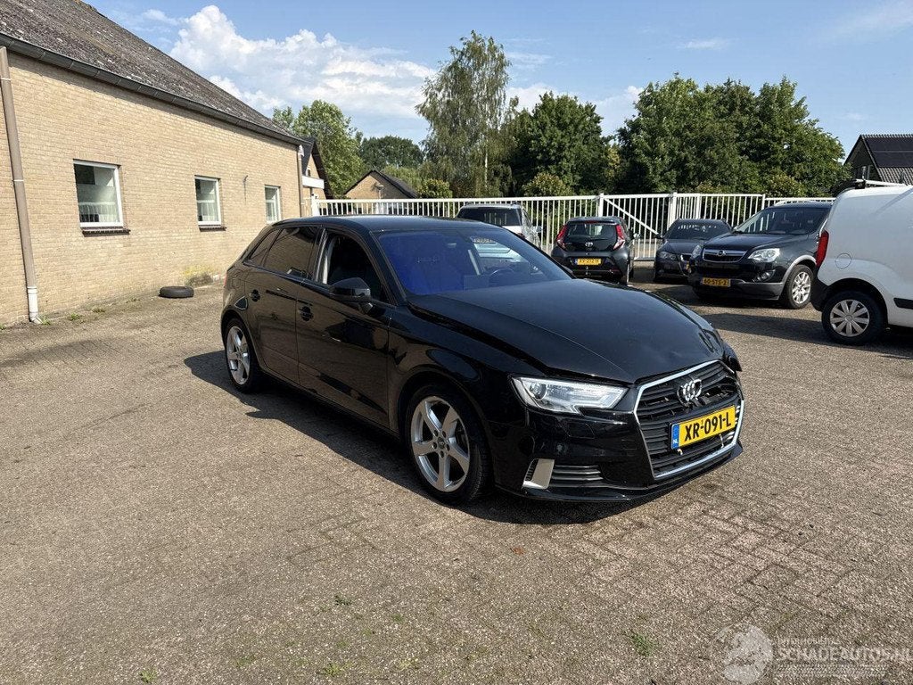 Audi A3 SPORTBACK 30 TFSI Sport REST BPM €1200,-!, Automaat, Zwart, Info@audi.de, Audi