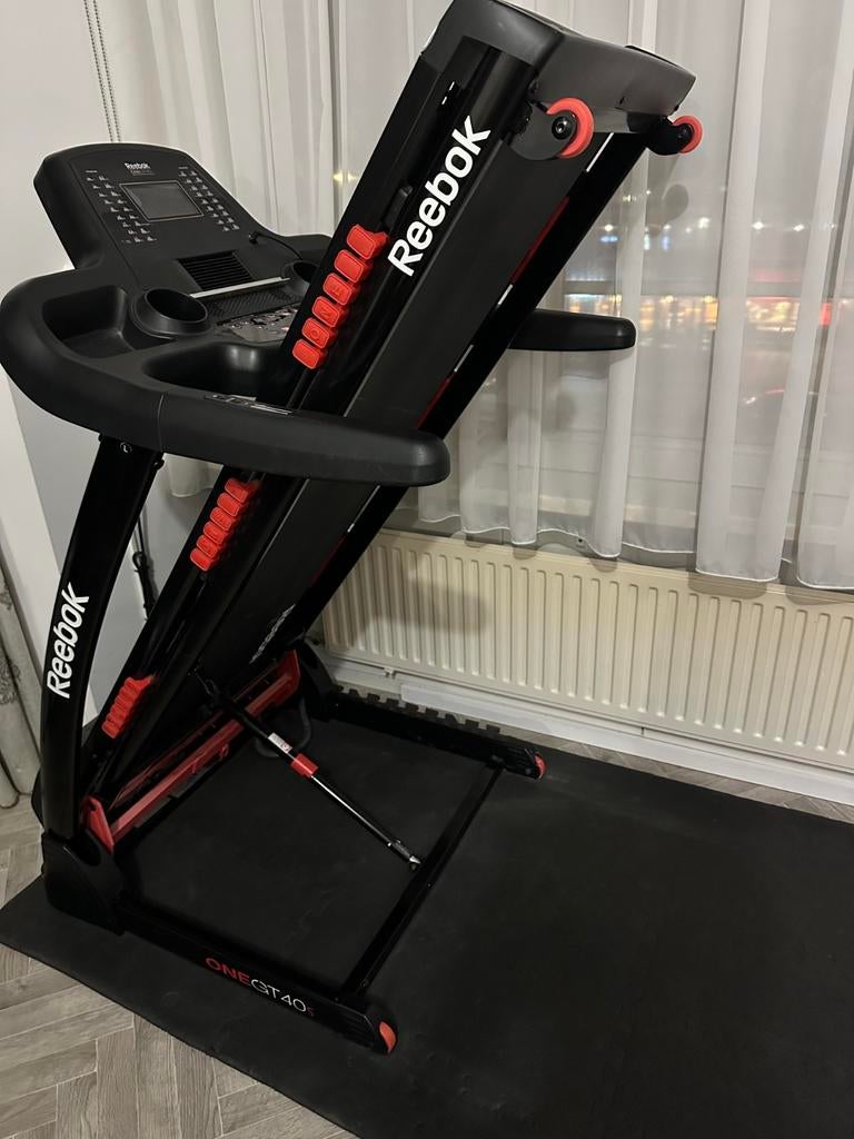 Reebok ONE GT40S Loopband, Ophalen, Gebruikt, Metaal, Loopband