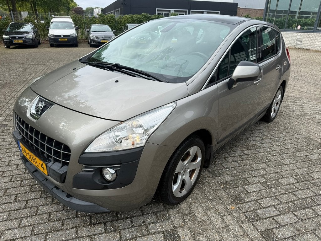 Peugeot 3008 1.6 VTi ST 1ste Eigenaar Nieuwe Apk, Auto's, Voorwielaandrijving, Stof, Gebruikt, Zwart