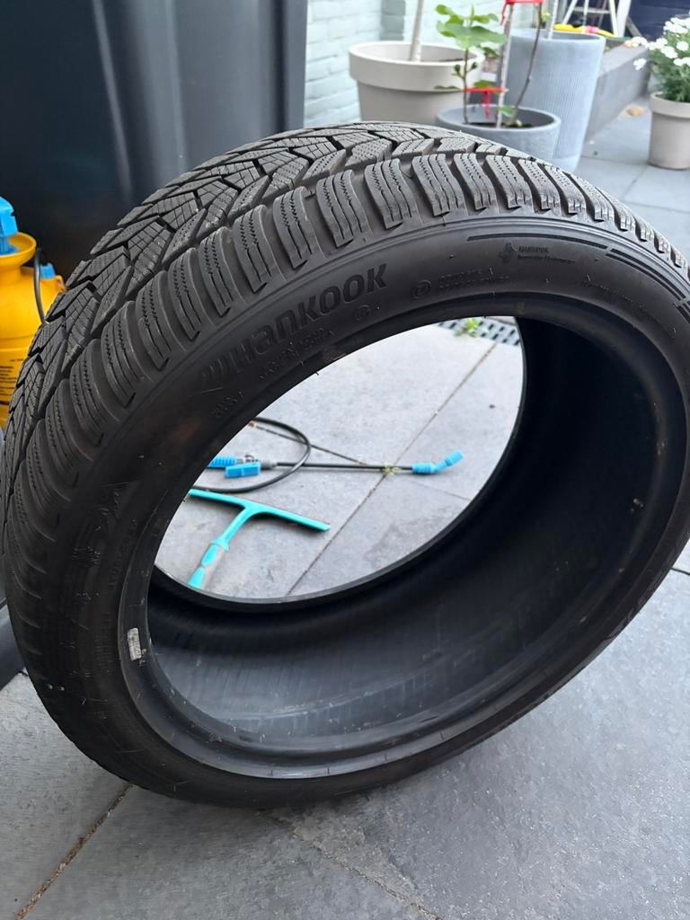 Gratis Hankook 245/40/18 winter i*cept evo3 winterbanden, Ophalen, Gebruikt