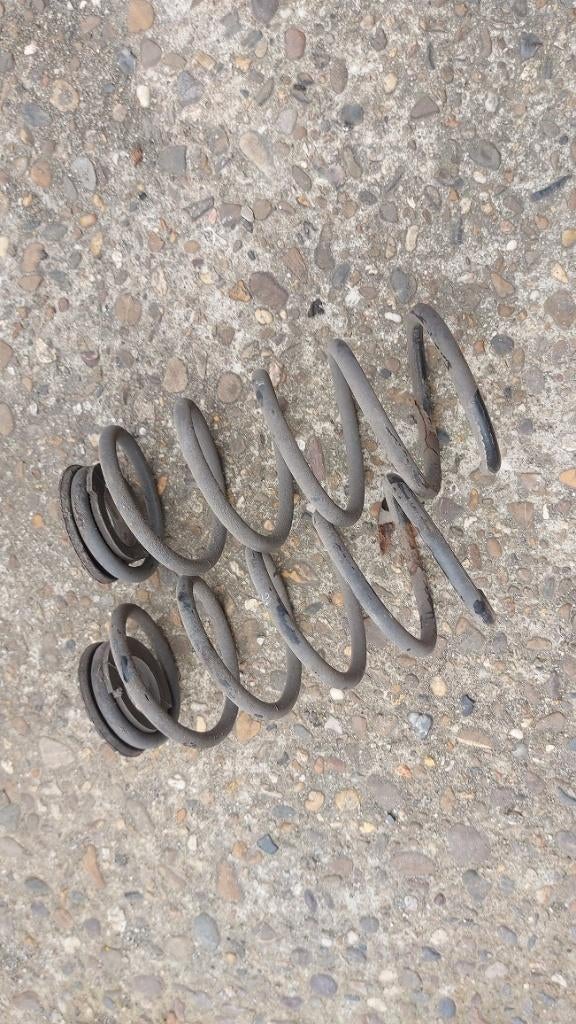 Set achterste spiraal veren Opel Corsa D model, Ophalen of Verzenden