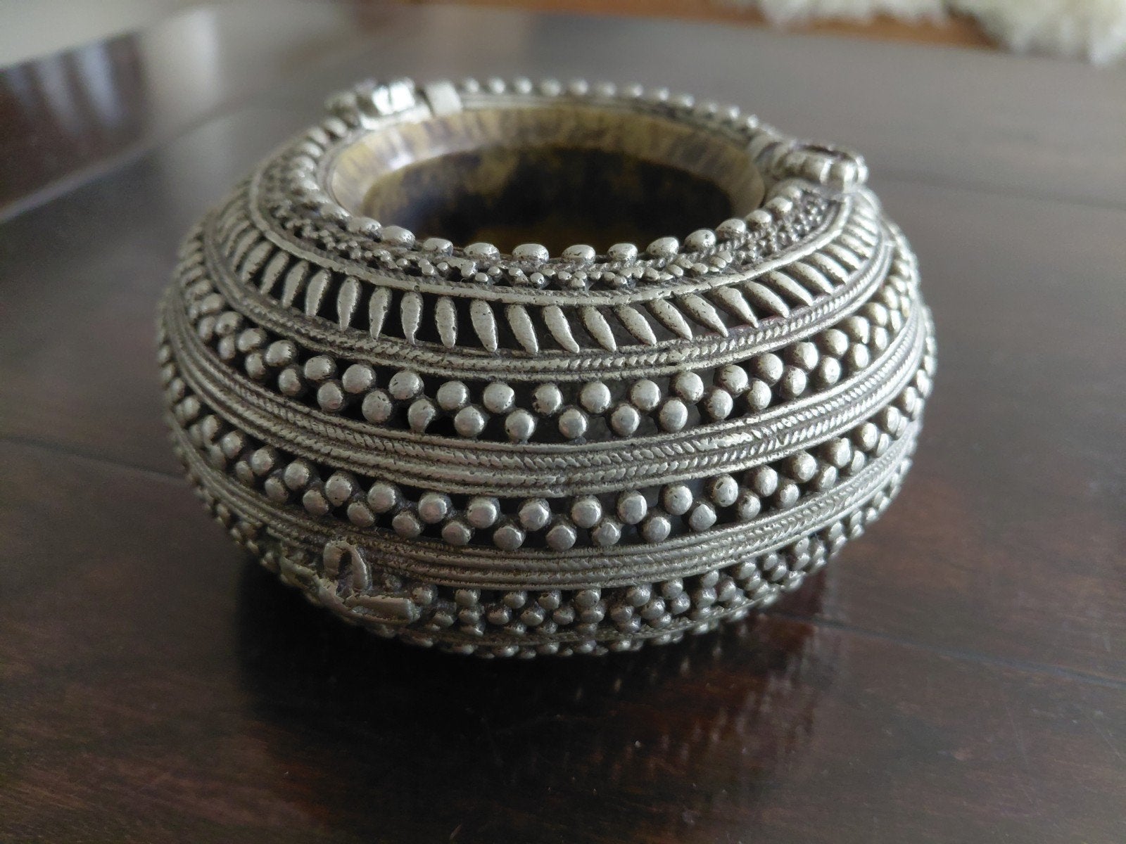 Antieke Indiase enkelband, zilverkleurig, gedetailleerd, Antiek en Kunst, Ophalen of Verzenden