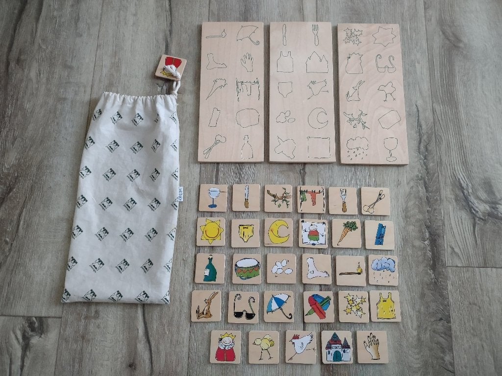 Prachtig houten Janbibejan lotto. Houten plaatjes bordspel., Onb, Overige typen, Ophalen of Verzenden, Onb