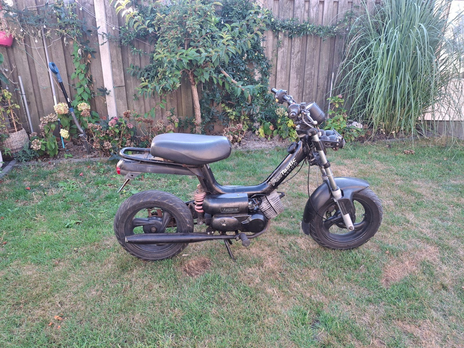 Tomos Funtastic  - Zwart, Fietsen en Brommers, Ophalen, Gebruikt, Maximaal 25 km/u, Overige modellen