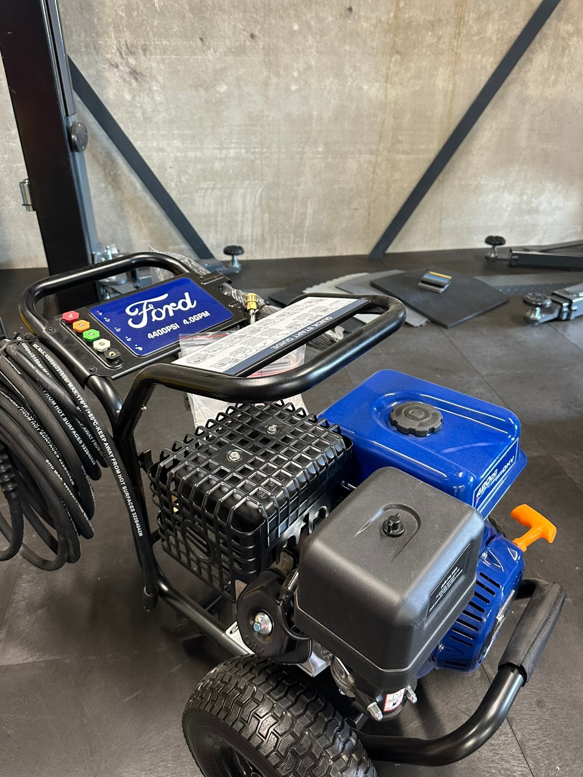 Ford FPWG44T Hogedrukreiniger – 4400 PSI – 420cc – 303 Bar, Tuin en Terras, Ophalen, Nieuw, Benzine