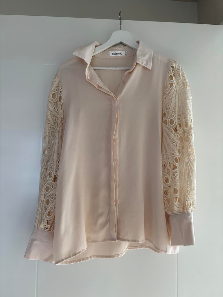 Beige blouse Flam mode met kanten mouwen - Maat L, Kleding | Dames, Ophalen of Verzenden, Zo goed als nieuw, Maat 42/44 (L), Beige