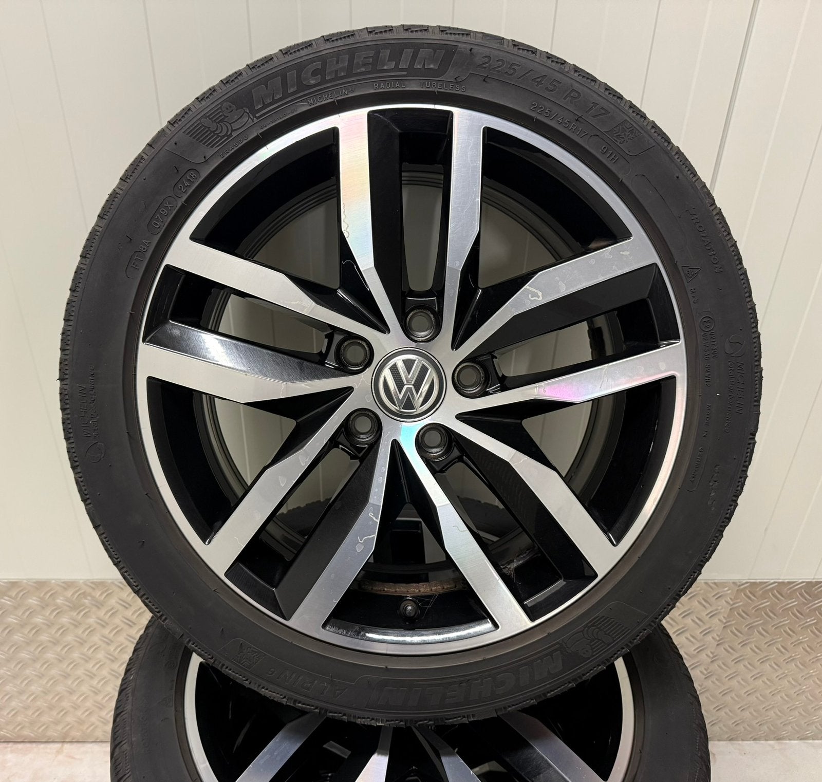 Originele Volkswagen Golf / Caddy Madrid Velgen 17 Inch VW, Auto-onderdelen, Banden en Velgen, Ophalen, Gebruikt, -, -