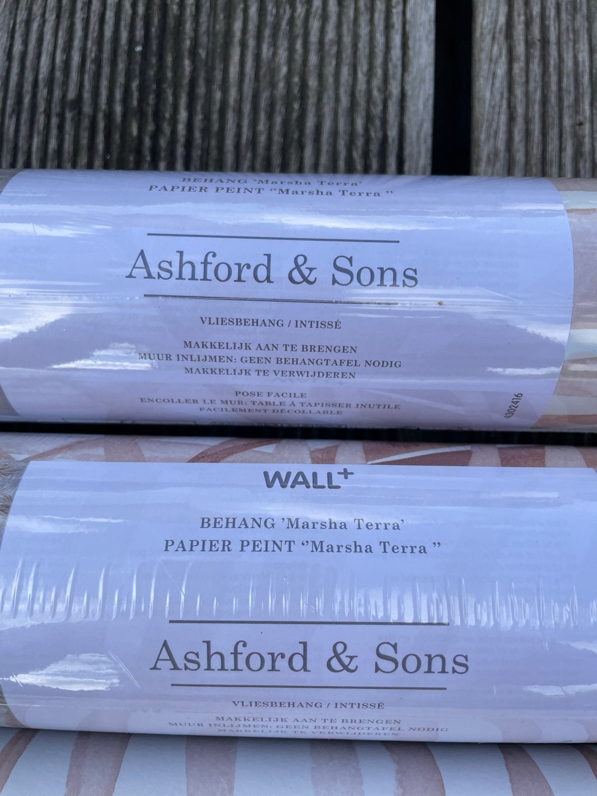 Ashford & Sons Vliesbehang 'Marsha Terra' - Bladeren Patroon, Huis en Inrichting, Bladeren, Overige merken, Ophalen of Verzenden