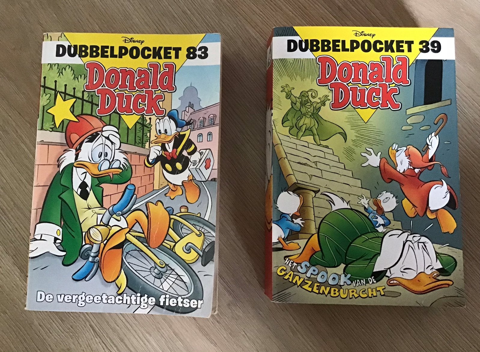 2 Donald Duck Dubbelpockets nr 39 en 83, Meerdere stripboeken, Ophalen of Verzenden, Zo goed als nieuw, Donald Duck