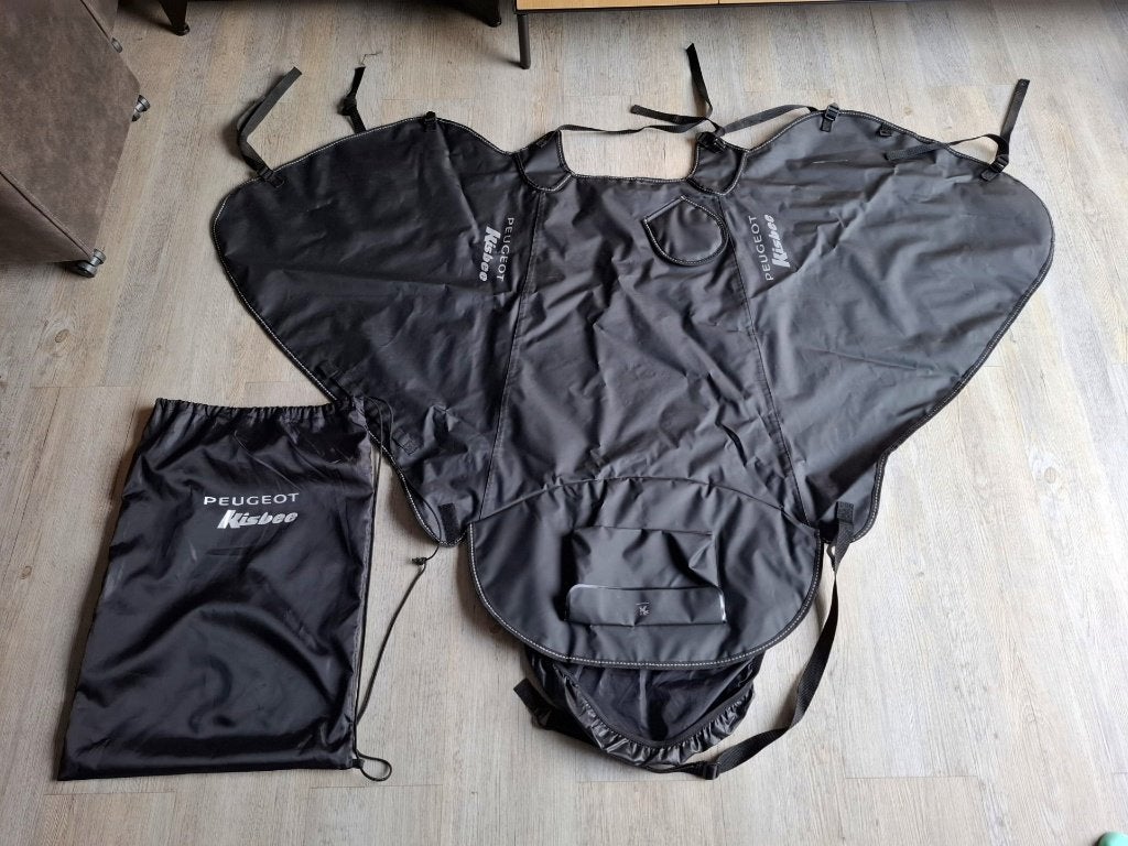 Zeer nette originele Peugeot Kisbee / streetzone beenkleed, Ophalen, Zo goed als nieuw, Overige typen, Peugeot