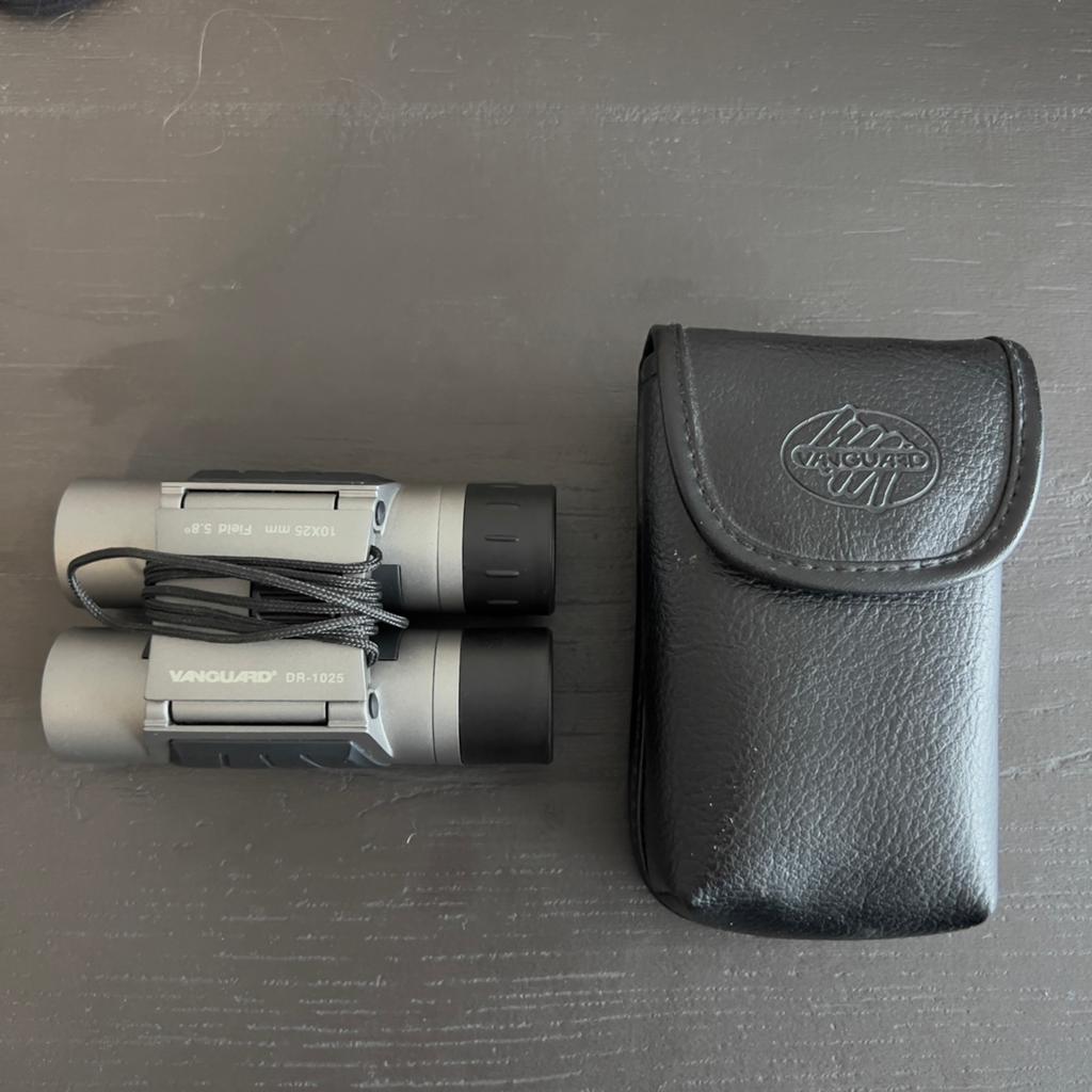 Vanguard DR-1025 Compact Verrekijker 10x25 incl orgi Etui, Audio, Tv en Foto, Optische apparatuur | Verrekijkers, Zo goed als nieuw