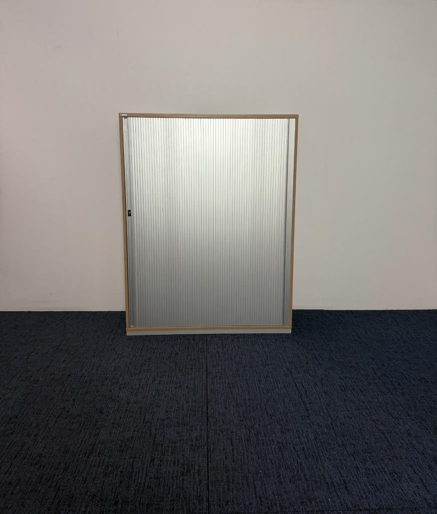 Roldeurkast Palmberg, kersen havanna/aluminium, 156 x 120 cm