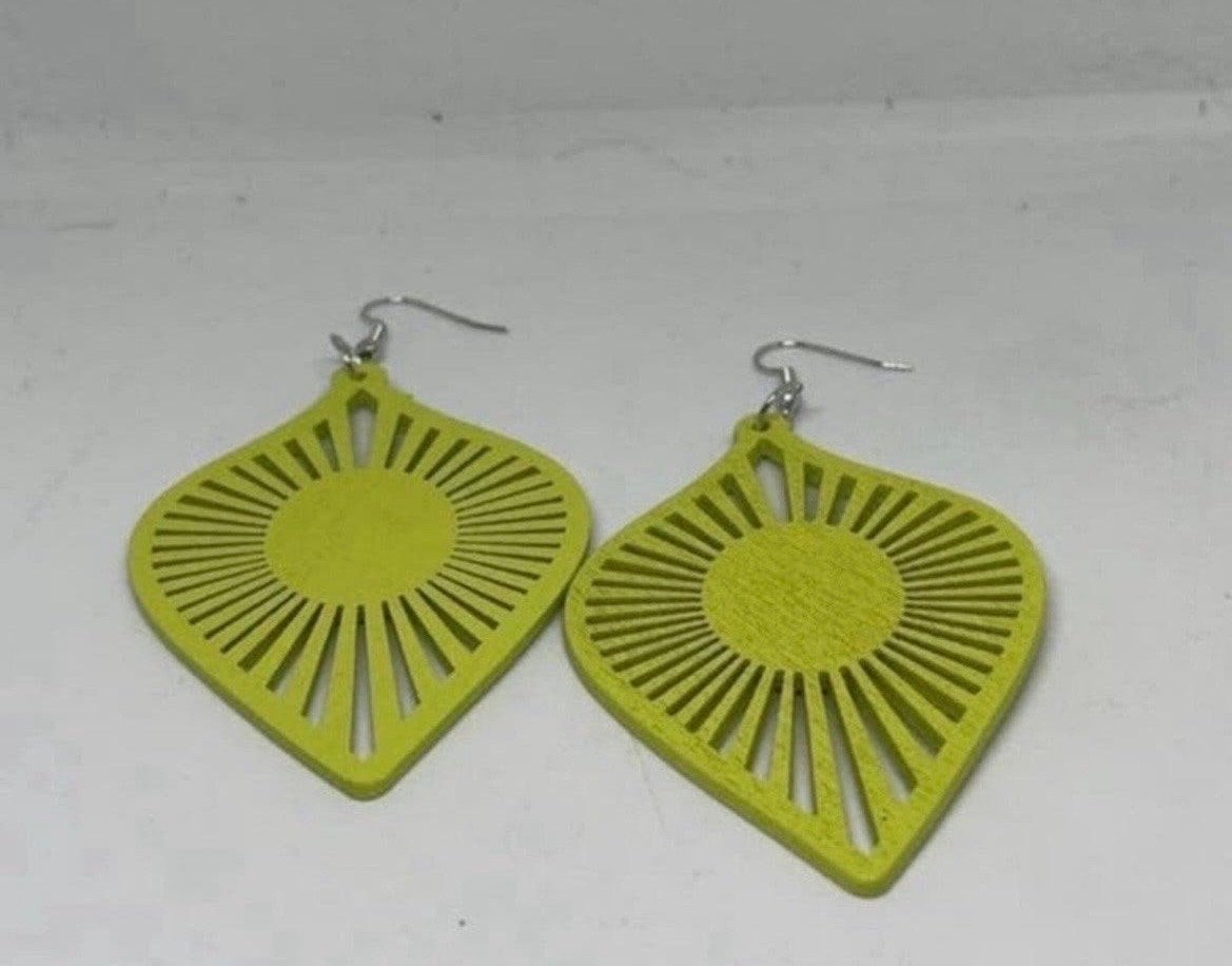 Nieuwe houten oorbellen - Geel groen, Sieraden, Tassen en Uiterlijk, Oorbellen, Overige materialen, Hangers, Verzenden, Geel