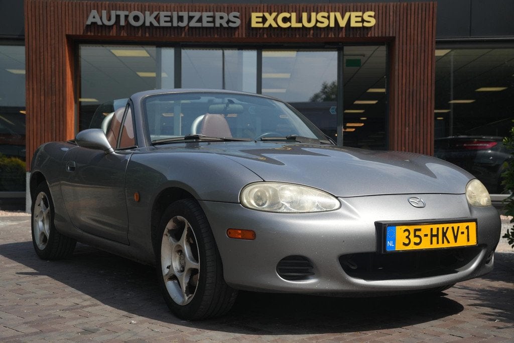 Mazda MX-5 1.6i Exclusive Leer Stoelverwarming, Auto's, Mazda, Zwart, 4 cilinders, Cabriolet, 1010 kg
