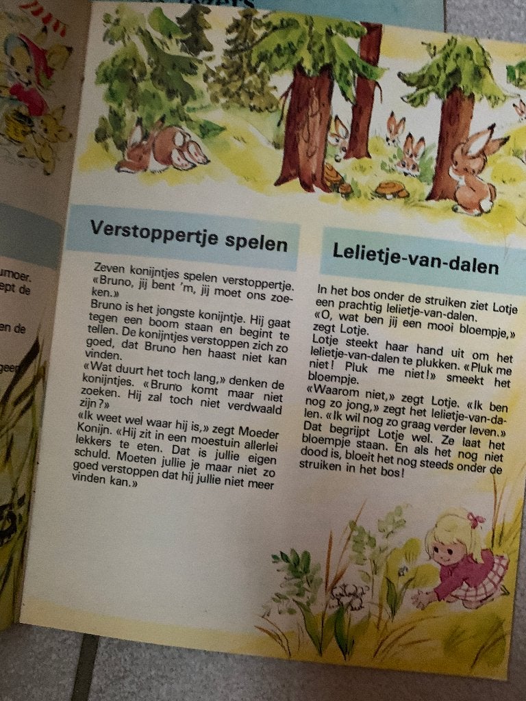 Vintage boekjes 35 Verhaaltjes voor jonge lezers 1976, Boeken, Ophalen of Verzenden, Gelezen, Fictie algemeen