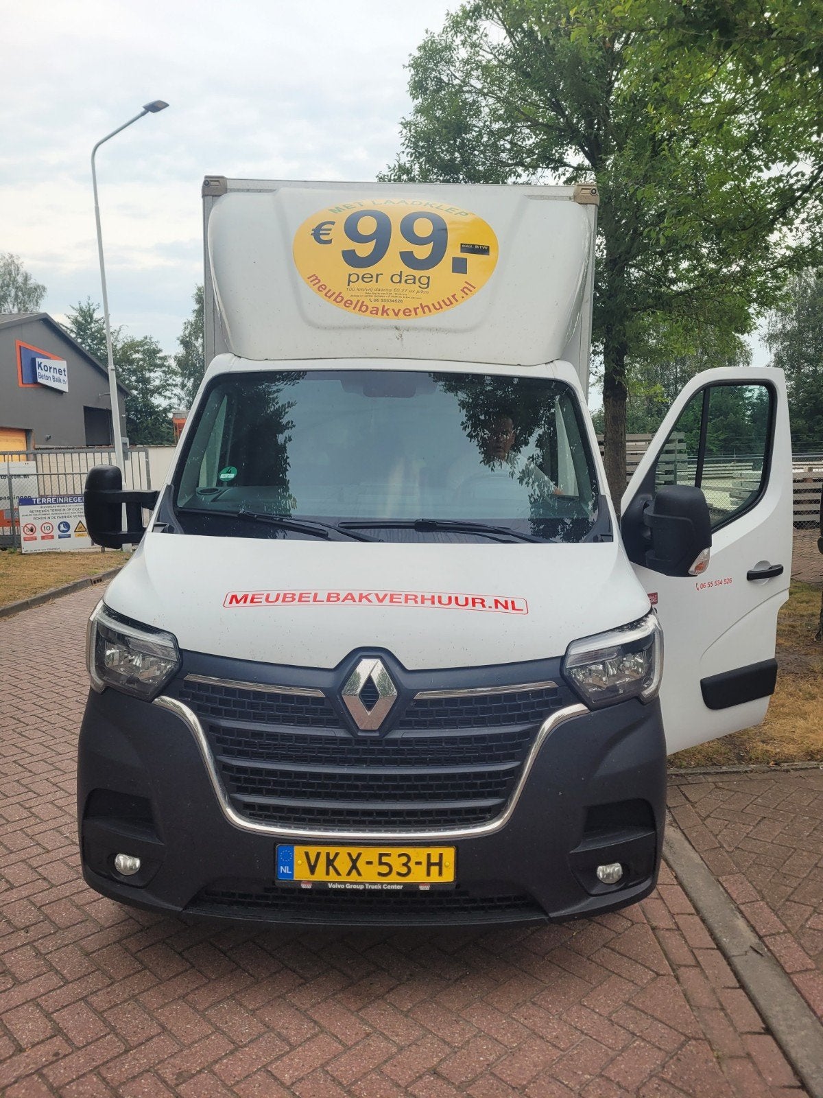 bakwagen met laadlift laadklep meubelbak verhuur, Fietsen en Brommers, Ophalen, Zo goed als nieuw, Overige merken