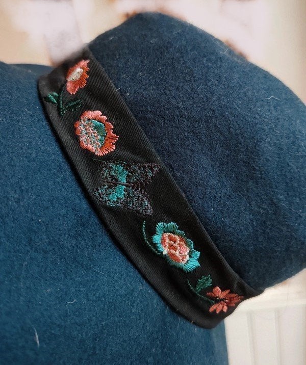 nachtblauwe fedora hoed met borduursel one size Promod, Hoed, Zo goed als nieuw, Promod Boutique Francaise, One size fits all