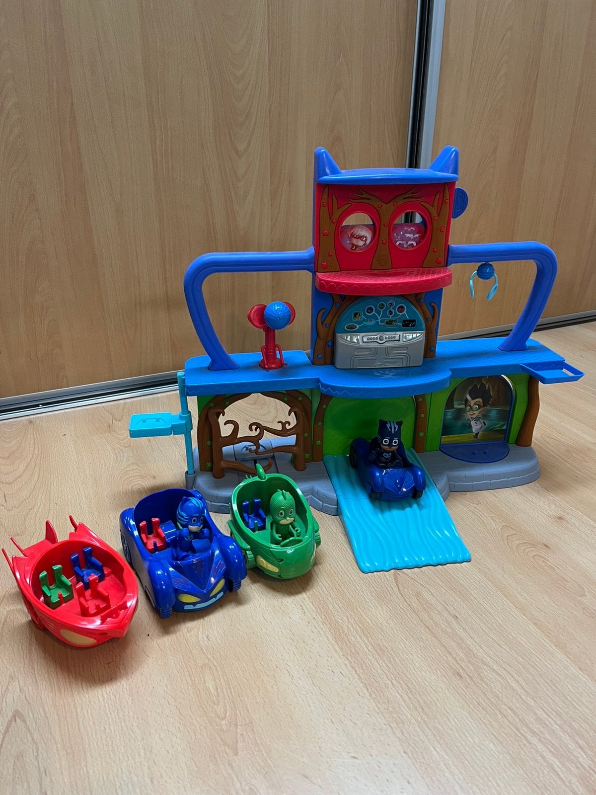 PJ Masks speelset met voertuigen en figuurtjes, Ophalen of Verzenden, Zo goed als nieuw