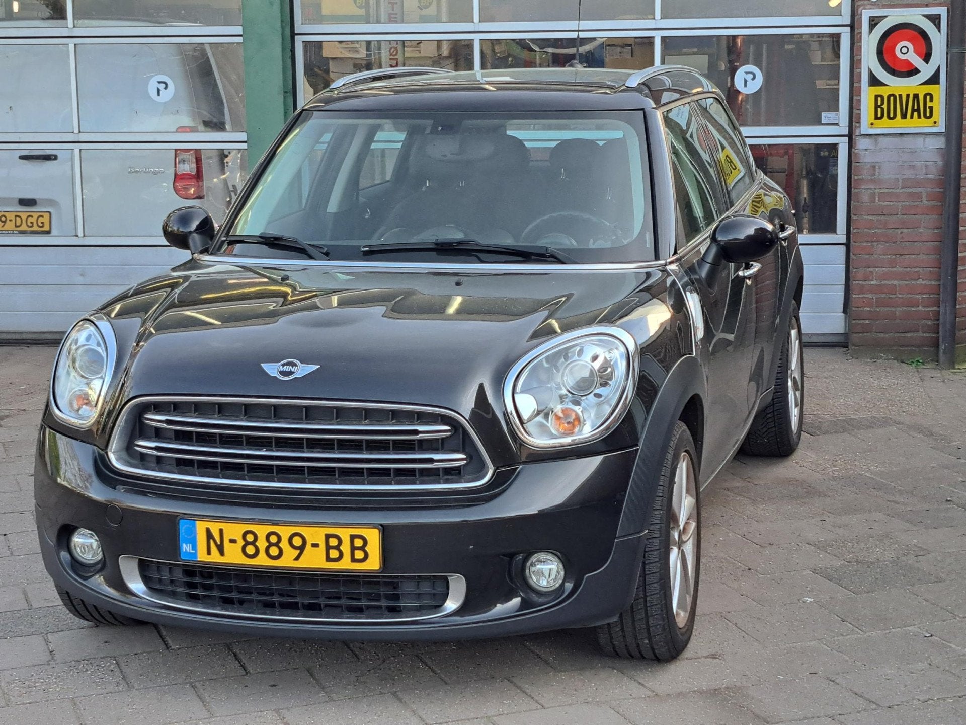 MINI Countryman 1.6 Cooper Chili Panodak/Leder-stof/PDC, Voorwielaandrijving, Gebruikt, Leder en Stof, SUV of Terreinwagen