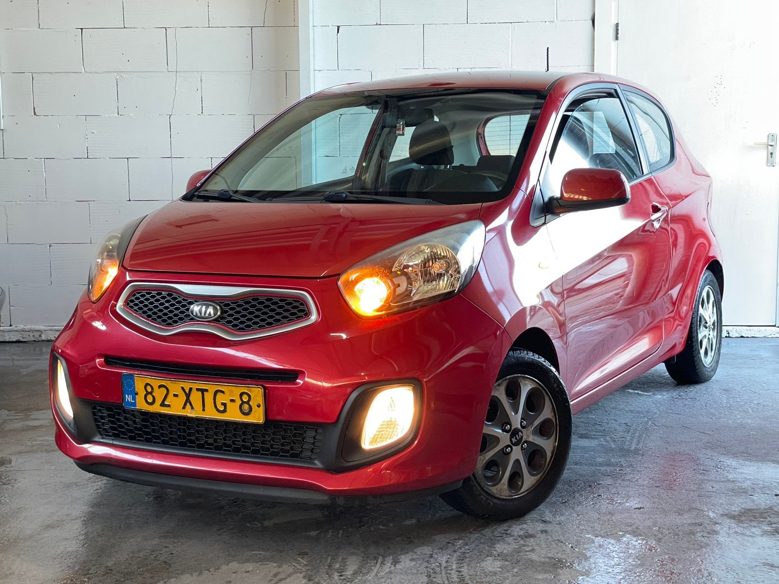Kia Picanto 1.0 Cvvt 3-DRS 2012 • AIRCO • NAP • AUX-USB •, Voorwielaandrijving, 400 kg, Origineel Nederlands, Handgeschakeld
