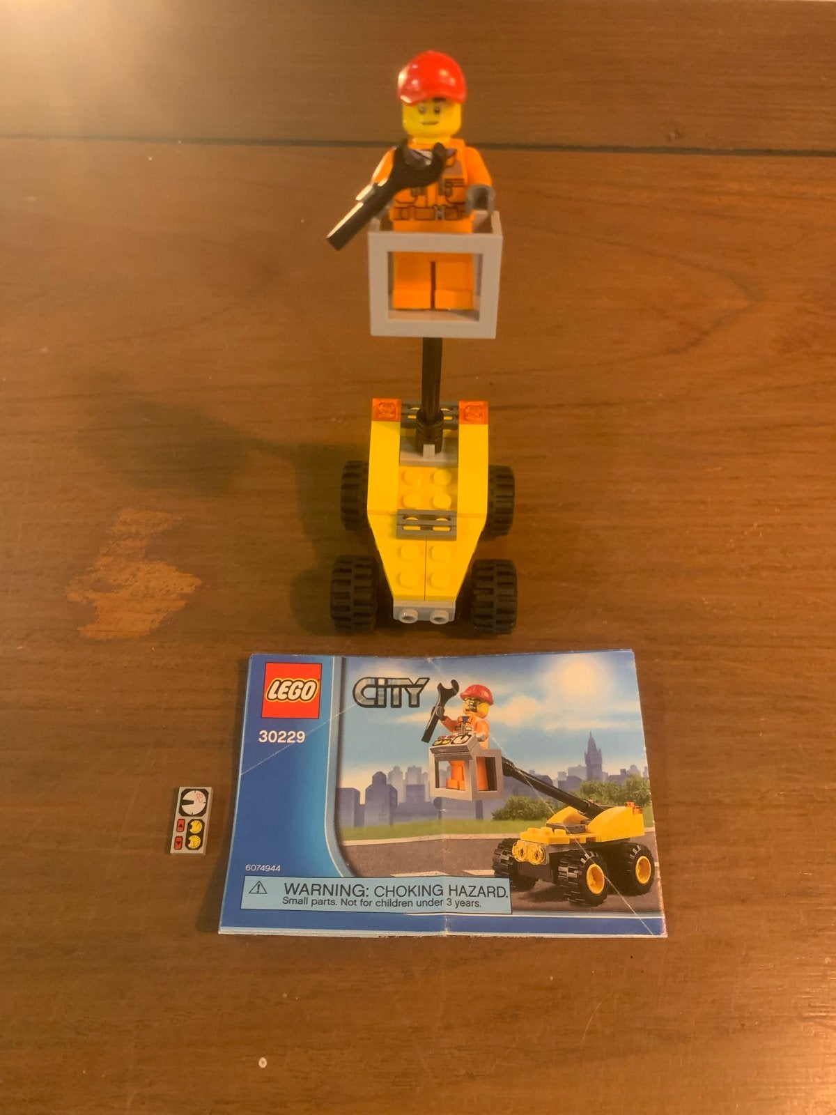 Lego City 30229 Hefwagen met Minifiguur en Boekje, Lego, Ophalen of Verzenden, Compleet, Complete set