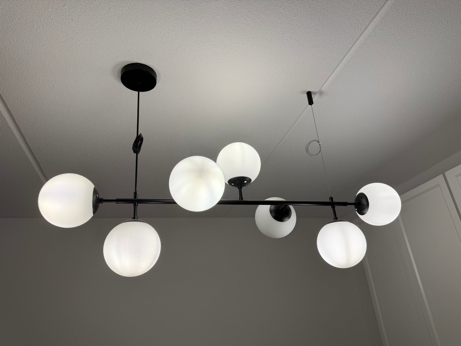 Moderne design hanglamp met 7 glazen bollen, Ophalen, Zo goed als nieuw, Glas