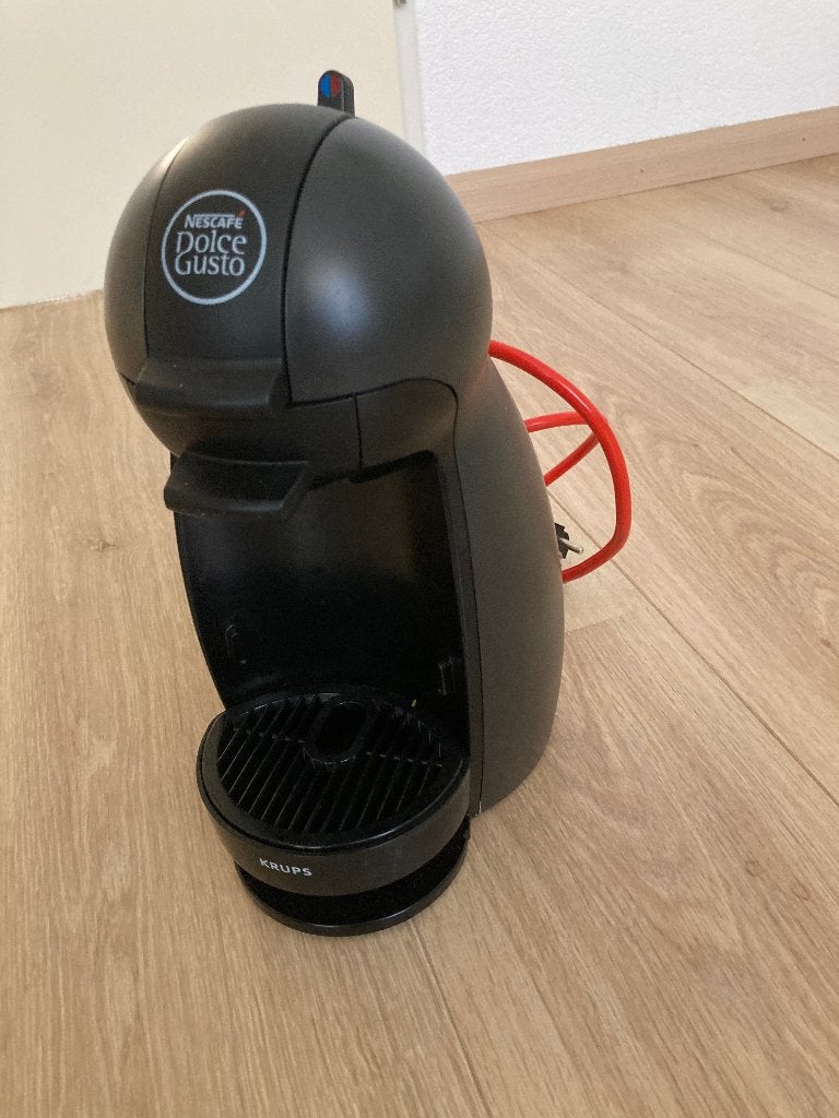 Dulce gusto van Nescafe, koffie cups machine., Witgoed en Apparatuur, Koffiezetapparaten, Ophalen of Verzenden, Zo goed als nieuw