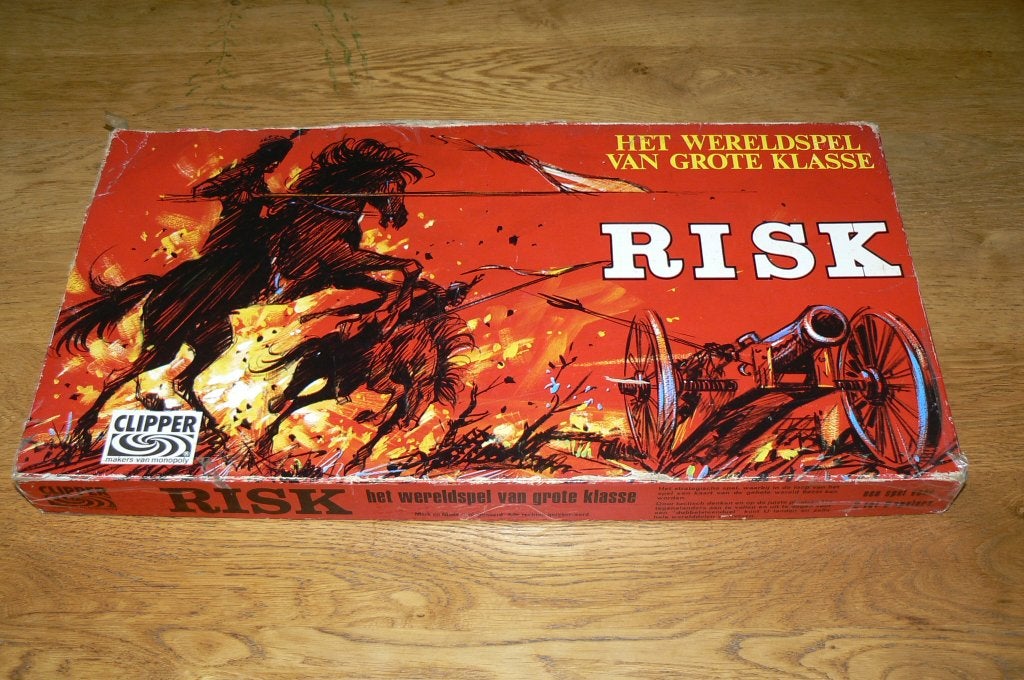 Risk, vintage uitgave in de rode doos van Clipper uit 1976, Vijf spelers of meer, Ophalen of Verzenden, Gebruikt, Clipper