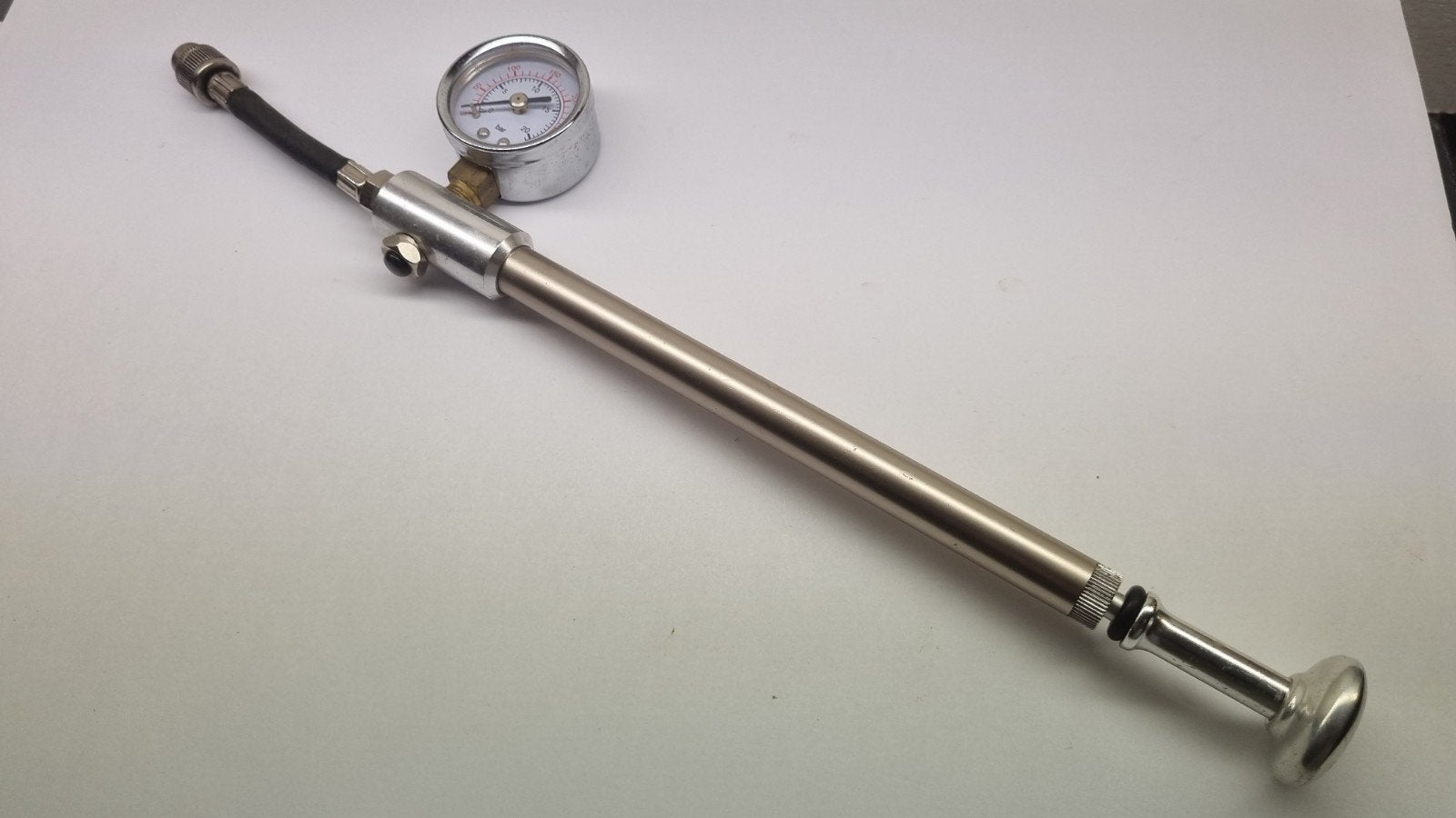Bandenspanningsmeter met pompfunctie, Ophalen of Verzenden, Zo goed als nieuw
