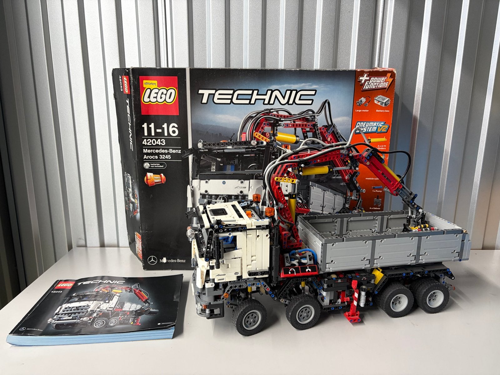 LEGO Technic 42043 Mercedes-Benz Arocs 3245, Ophalen of Verzenden, Zo goed als nieuw