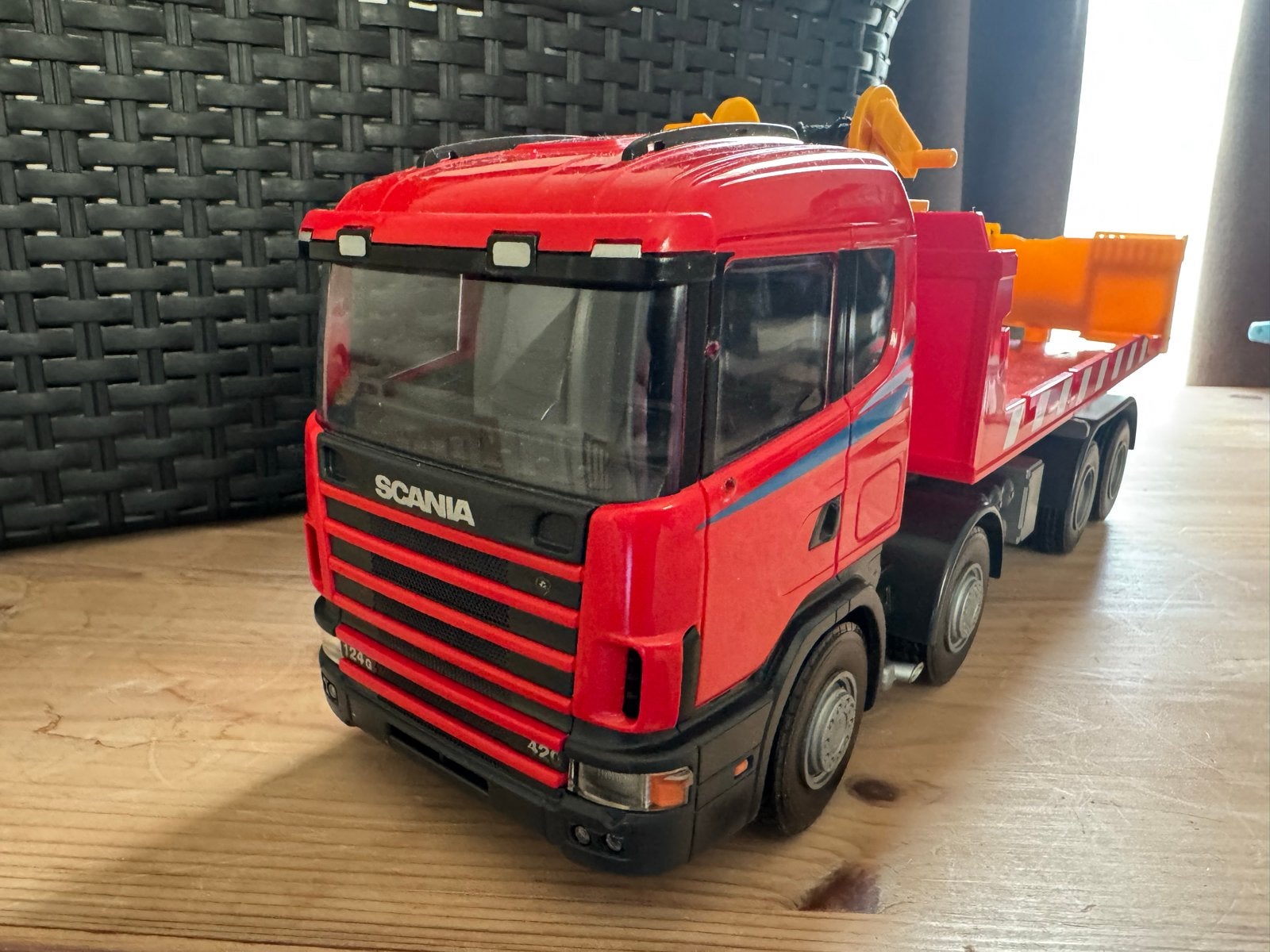 Emek Scania 124L 420 Takelwagen Speelgoedtruck, Ophalen of Verzenden, Zo goed als nieuw