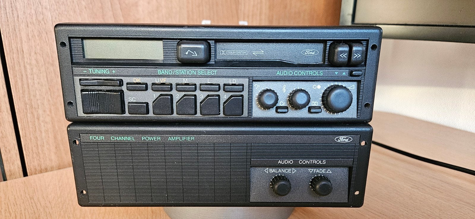 Ford Sound 2000 ECU2  radio met versterker Escort MK4 Sierra, Ophalen of Verzenden