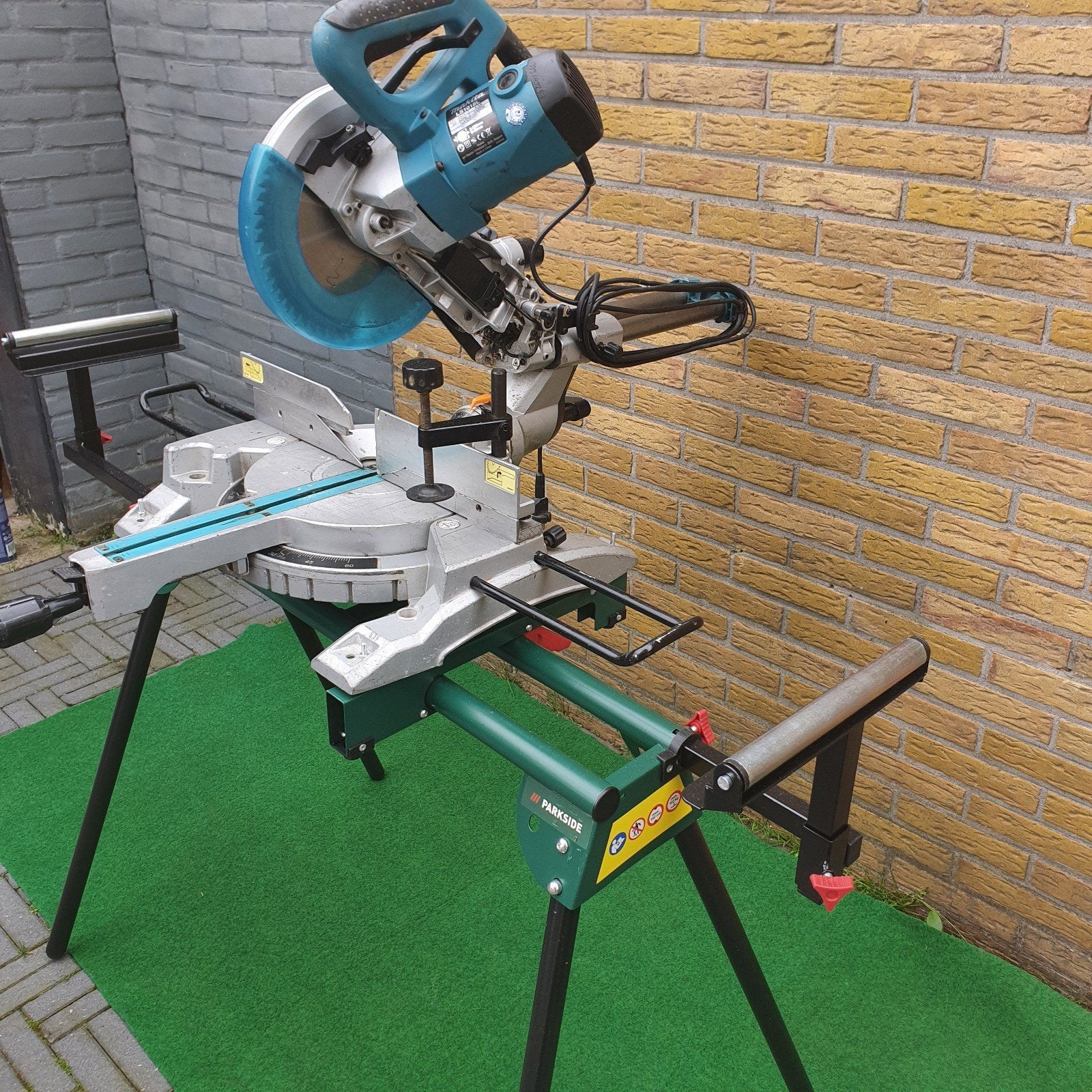 afkortzaag Makita, Doe-het-zelf en Verbouw, Ophalen, Gebruikt, 70 mm of meer, Makita